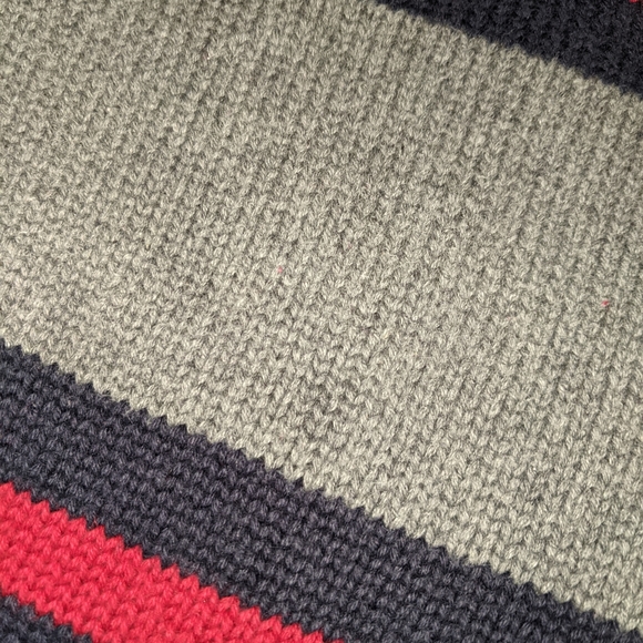 Tommy hilfiger sweater - Picture 9 of 13
